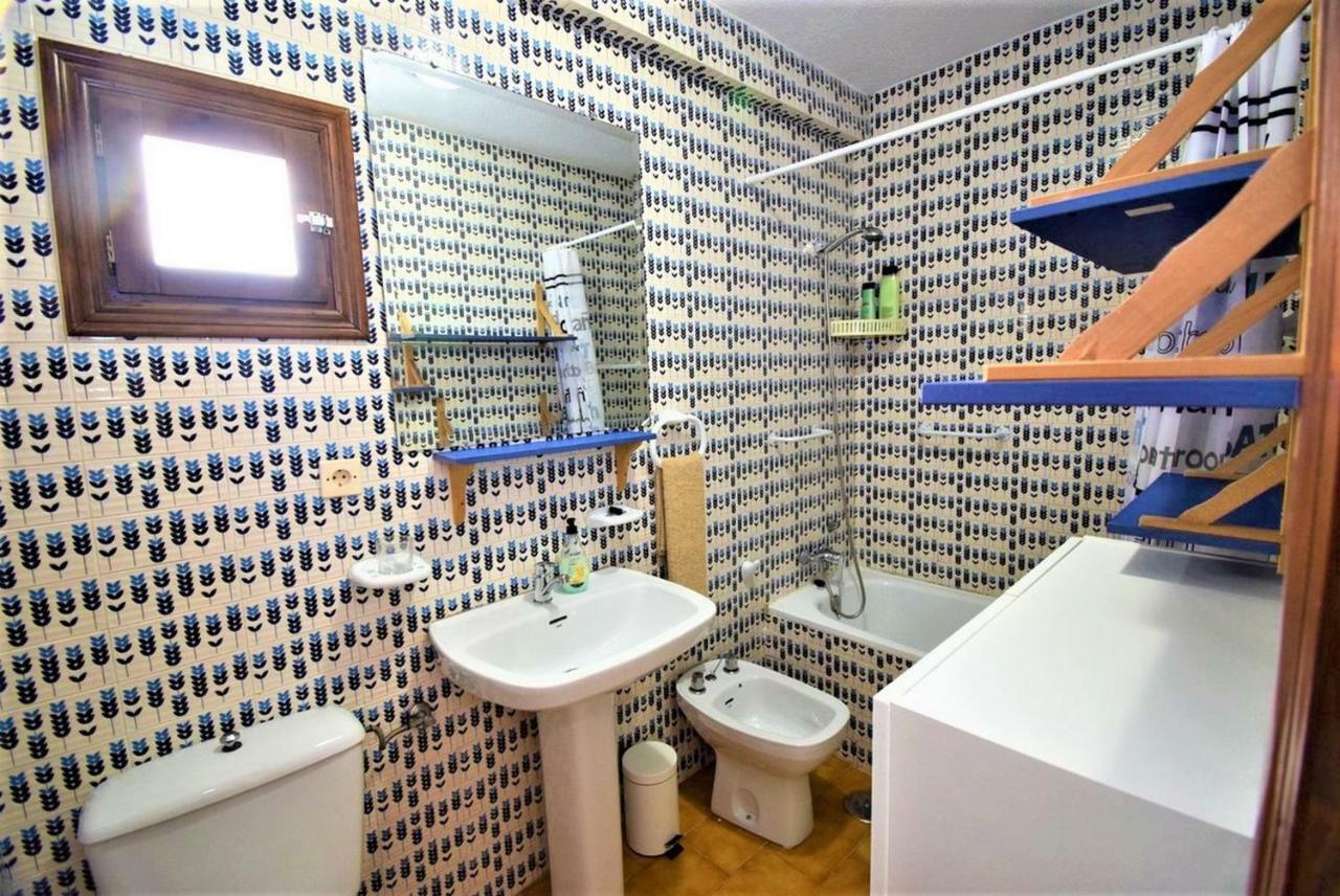 34 Retro Beach House - Alicante Real Estate تورّيفيِخا المظهر الخارجي الصورة