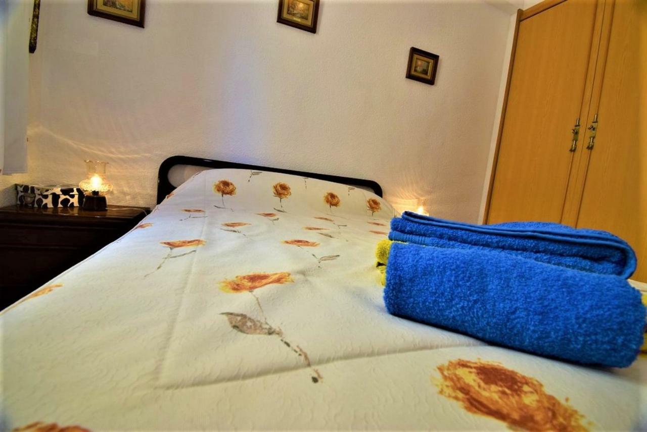 34 Retro Beach House - Alicante Real Estate تورّيفيِخا المظهر الخارجي الصورة